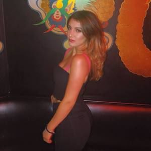 Meet your Posher, Julia